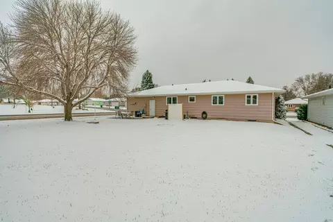 2001 N 8th St, Bismarck, ND 58501 photo 49