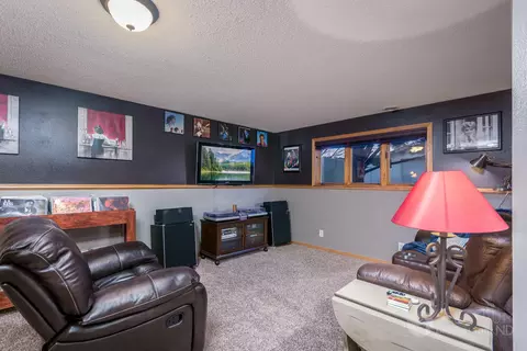 3121 Hampton St, Bismarck, ND 58504 photo 15
