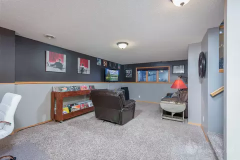 3121 Hampton St, Bismarck, ND 58504 photo 17