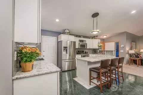 3121 Hampton St, Bismarck, ND 58504 photo 6