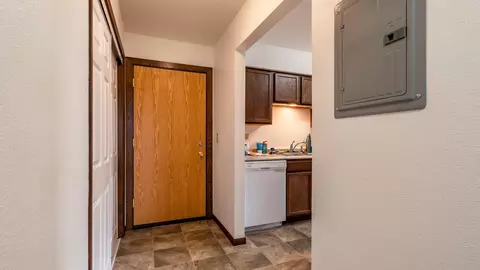 131 E Bismarck, Bismarck, ND 58504 photo 23