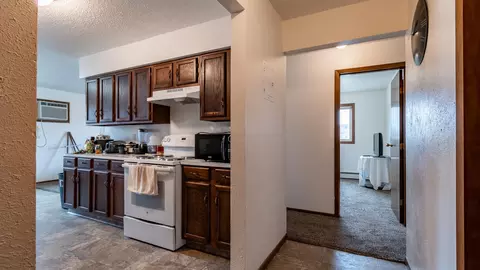 131 E Bismarck, Bismarck, ND 58504 photo 6
