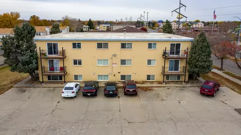 131 E Bismarck, Bismarck, ND 58504 photo 1