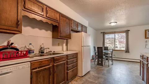 131 E Bismarck, Bismarck, ND 58504 photo 7