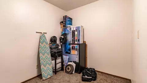 131 E Bismarck, Bismarck, ND 58504 photo 17