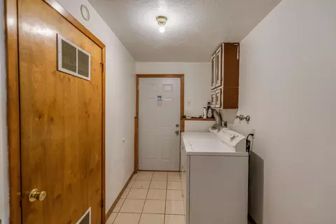 610 S 12th St, Bismarck, ND 58504 photo 19