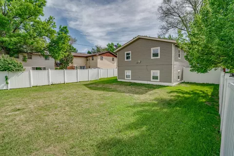 610 S 12th St, Bismarck, ND 58504 photo 37