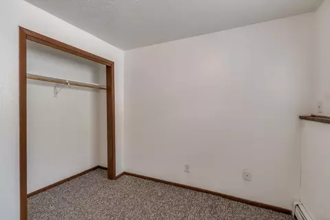 610 S 12th St, Bismarck, ND 58504 photo 21