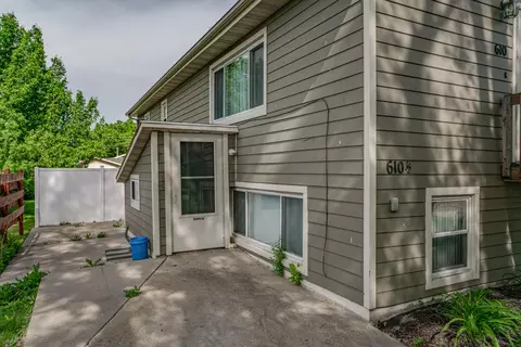 610 S 12th St, Bismarck, ND 58504 photo 2