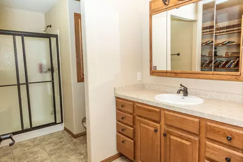 933 Baffin Loop, Bismarck, ND 58503 photo 17