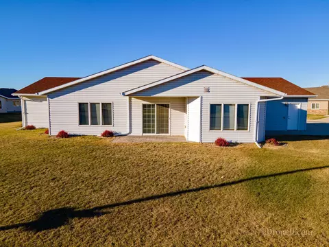 933 Baffin Loop, Bismarck, ND 58503 photo 26