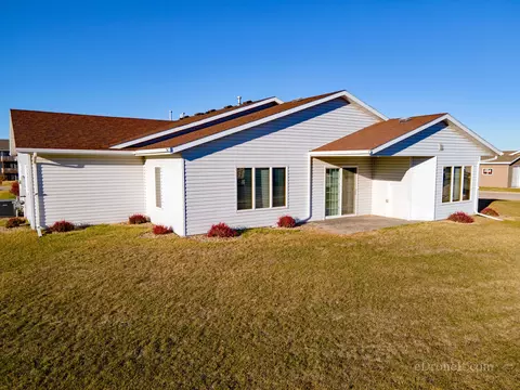933 Baffin Loop, Bismarck, ND 58503 photo 31