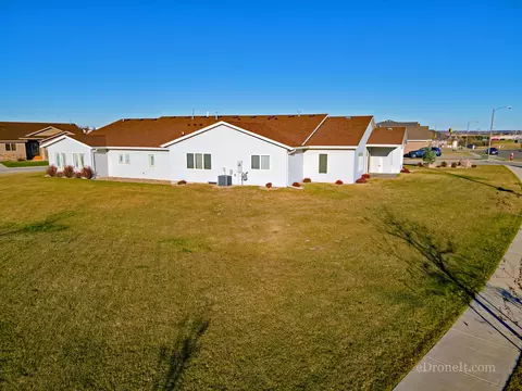 933 Baffin Loop, Bismarck, ND 58503 photo 29