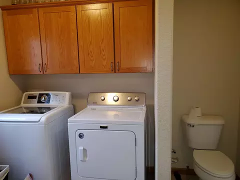 7800 Beacon Loop, Bismarck, ND 58501 photo 14