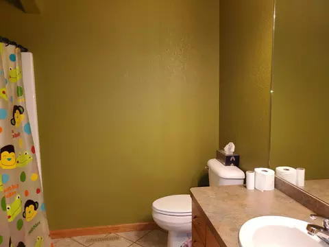 7800 Beacon Loop, Bismarck, ND 58501 photo 20