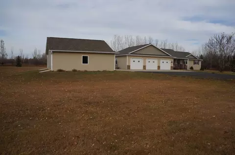 7800 Beacon Loop, Bismarck, ND 58501 photo 56