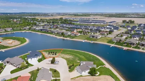 3724 Poseidon Loop, Bismarck, ND 58504 photo 12