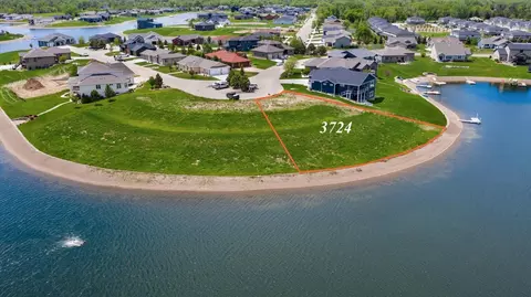 3724 Poseidon Loop, Bismarck, ND 58504 photo 9