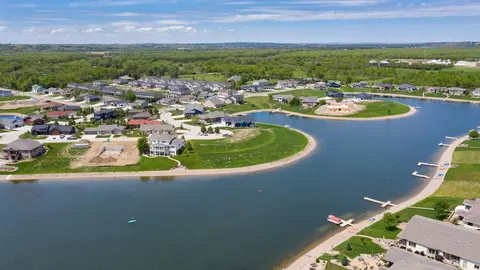 3724 Poseidon Loop, Bismarck, ND 58504 photo 3