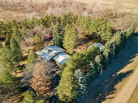 5515 11th Ave, Mandan, ND 58554 photo 3