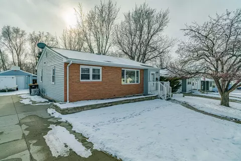 1931 E Ave E, Bismarck, ND 58501 photo 1