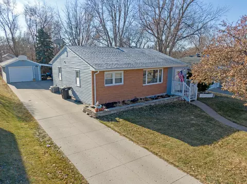 1931 E Ave E, Bismarck, ND 58501 photo 29