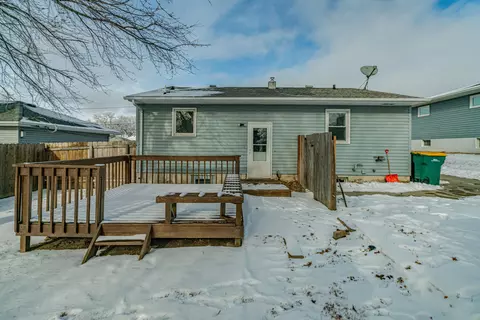 1931 E Ave E, Bismarck, ND 58501 photo 2
