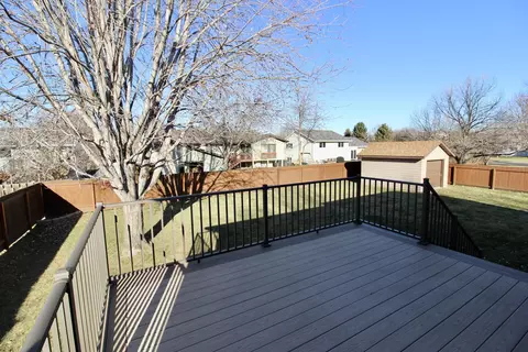 208 Munich Dr, Bismarck, ND 58504 photo 22