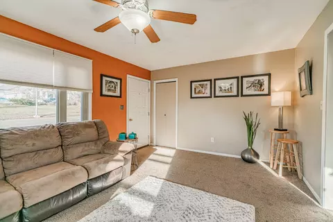 1808 Sunset Dr, Mandan, ND 58554 photo 11