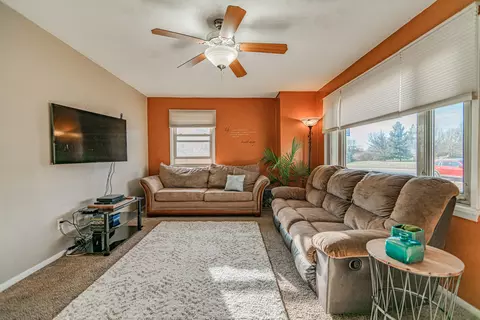 1808 Sunset Dr, Mandan, ND 58554 photo 12