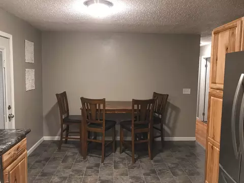 72 Custer Dr, Lincoln, ND 58504 photo 5