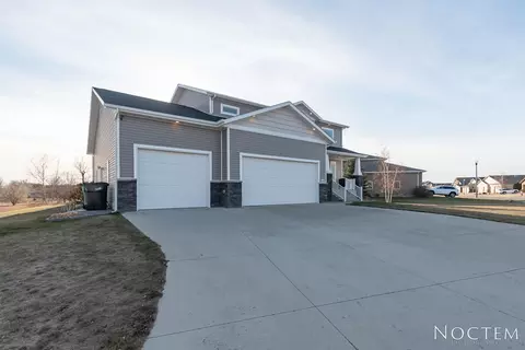 4000 Daniel St, Bismarck, ND 58504 photo 8