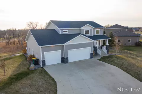 4000 Daniel St, Bismarck, ND 58504 photo 7