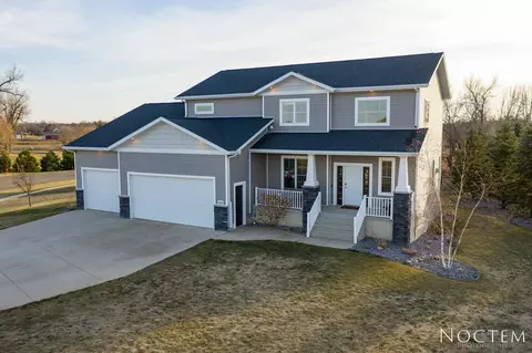 4000 Daniel St, Bismarck, ND 58504 photo 2