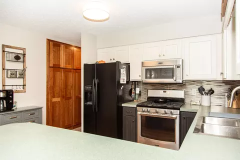 239 Laredo Dr, Bismarck, ND 58504 photo 13