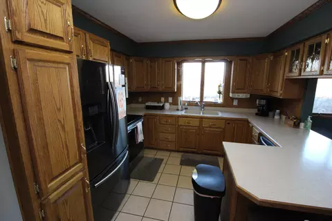 1800 E Divide Ave, Bismarck, ND 58501 photo 8