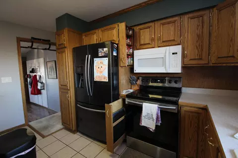 1800 E Divide Ave, Bismarck, ND 58501 photo 9