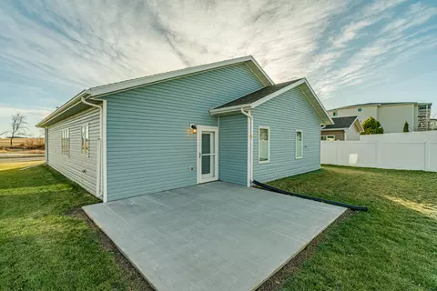 336 Lorrain Dr, Bismarck, ND 58503 photo 39