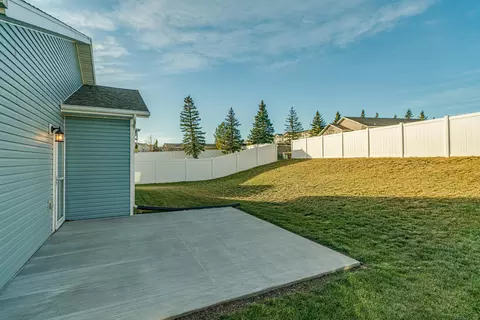 336 Lorrain Dr, Bismarck, ND 58503 photo 38