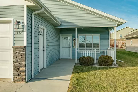 336 Lorrain Dr, Bismarck, ND 58503 photo 32