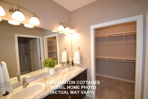 236 Colt Loop, Bismarck, ND 58503 photo 10
