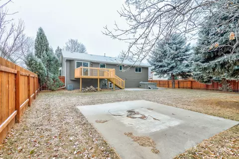 206 Stuttgart Dr, Bismarck, ND 58504 photo 15