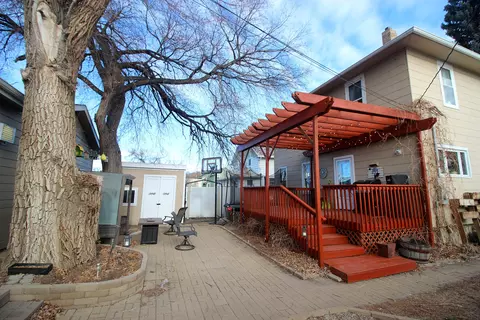 109 3rd Ave NE, Mandan, ND 58554 photo 2