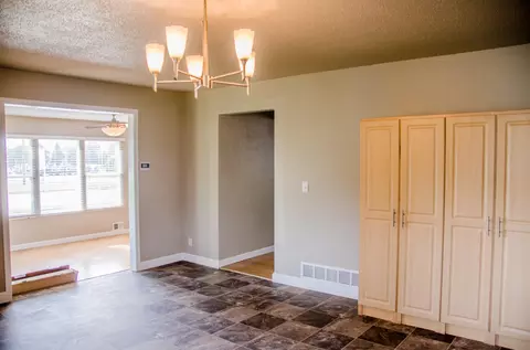 402 10th Ave SW, Mandan, ND 58554 photo 11