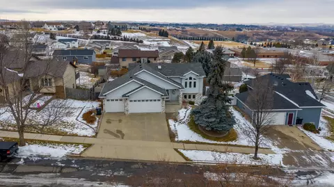 2205 9th Ave SE, Mandan, ND 58554 photo 27