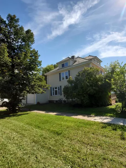 110 7th Ave NW, Mandan, ND 58554 photo 19