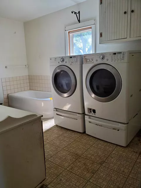 110 7th Ave NW, Mandan, ND 58554 photo 9