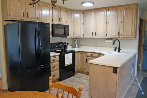 2035 Assumption Dr, Bismarck, ND 58501 photo 28