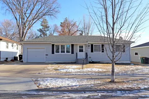 2035 Assumption Dr, Bismarck, ND 58501 photo 40
