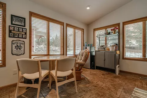 2019 Valley Dr, Bismarck, ND 58503 photo 19